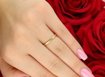 Romantyczny pierścionek z diamentem 0,08 ct w kształcie róży. Żółte i białe złoto 585. Rozmiar 12. Certyfikat autentyczności. Doskonały prezent pełen symboliki.4.jpg